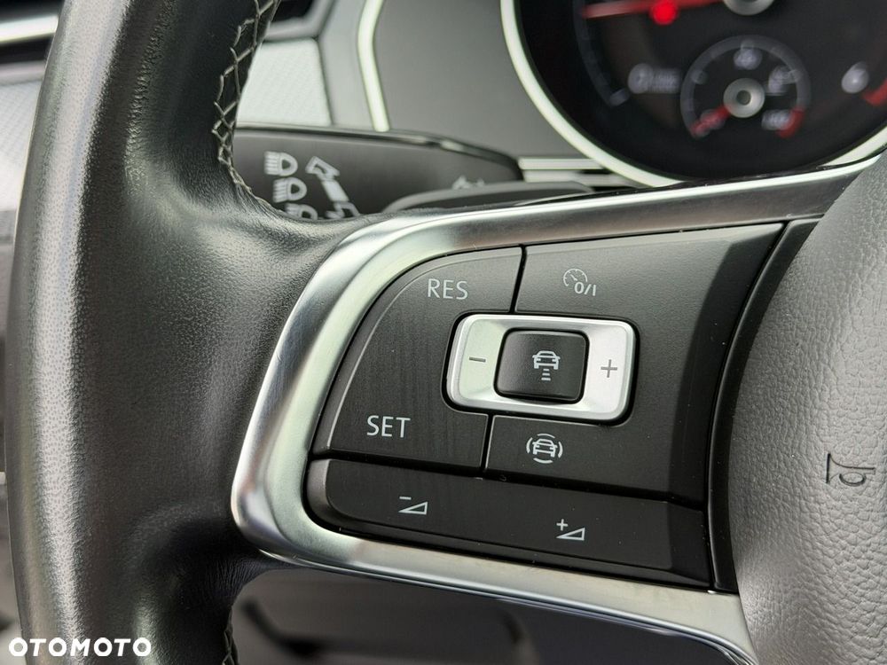 Volkswagen Arteon 2.0 TDI R-Line DSG - 27