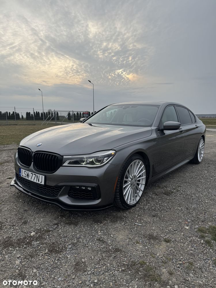 BMW Seria 7 750Li xDrive - 17
