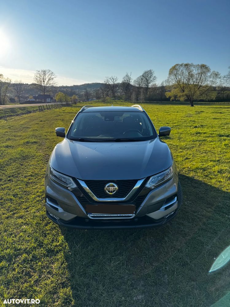 Nissan Qashqai 1.6 DCI Xtronic N-Connecta - 1