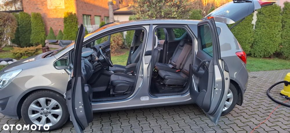 Opel Meriva 1.4 T Cosmo - 24