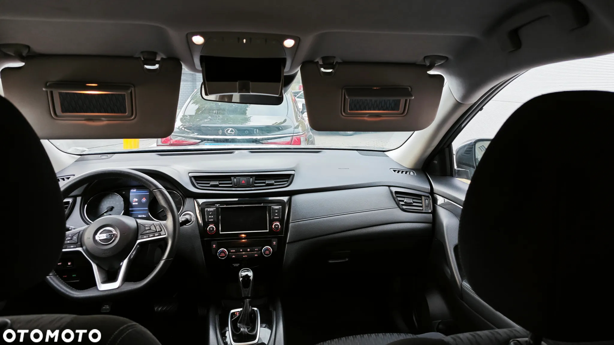 Nissan Rogue - 6