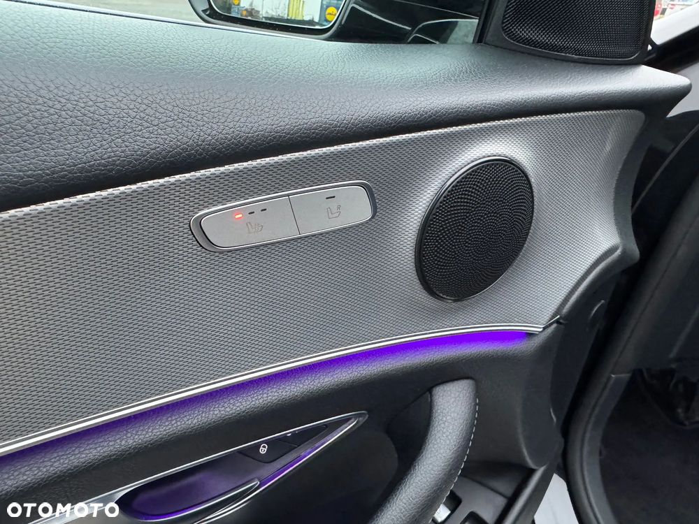 Mercedes-Benz Klasa E 200 d 9G-TRONIC AMG Line - 19