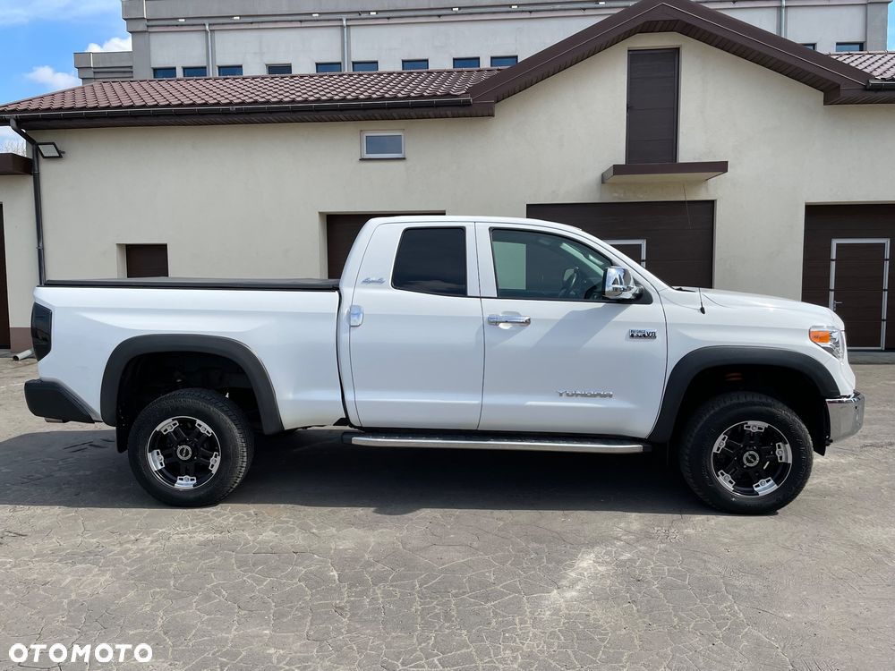 Toyota Tundra 5.7 4x4 Double Cab SR5 - 4