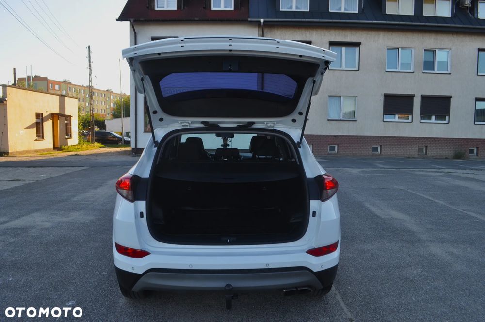 Hyundai Tucson blue 1.6 GDi 2WD Navi - 9