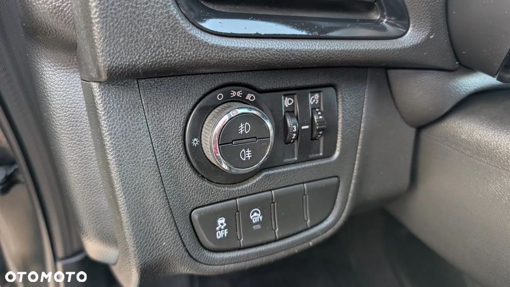 Opel Karl 1.0 Rocks - 14