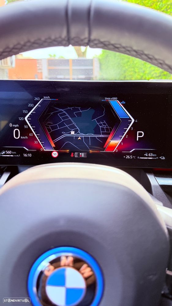 BMW 530 e Pack Desportivo M Pro - 12