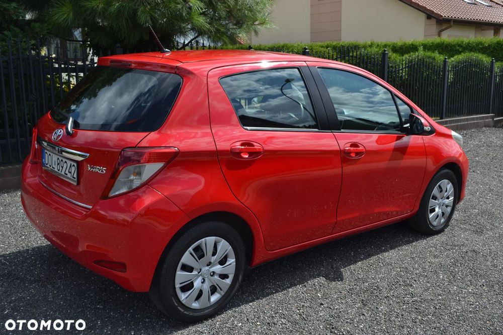 Toyota Yaris - 7