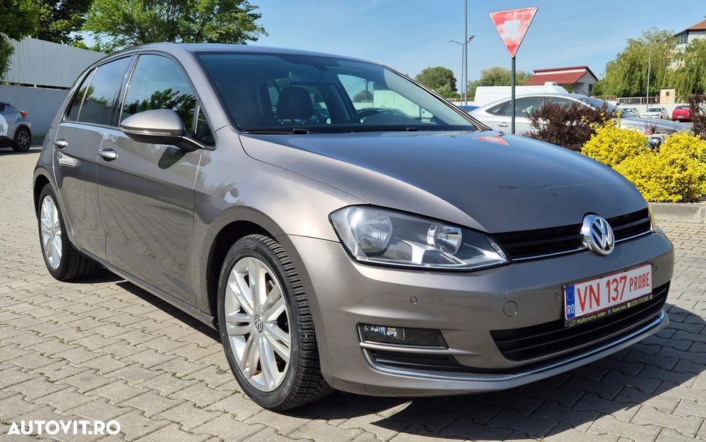Volkswagen Golf 1.6 TDI Highline - 1
