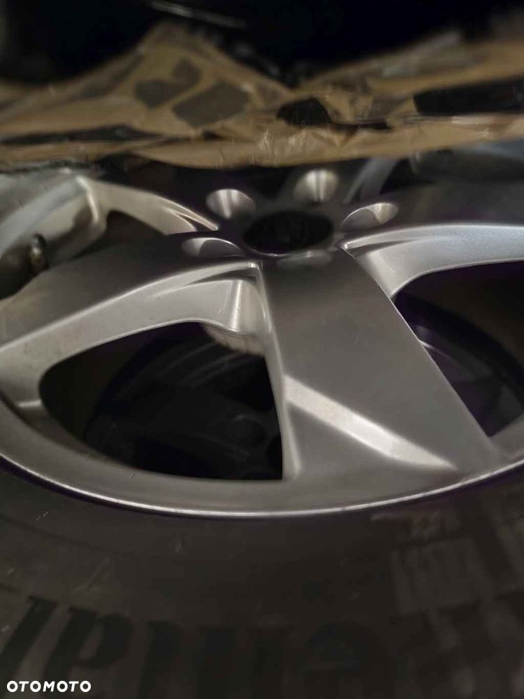 Land Rover Discovery Sport D180 SE - 33