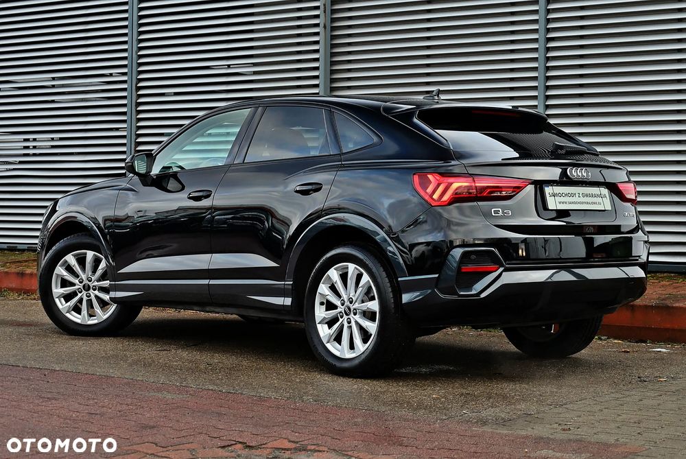 Audi Q3 Sportback - 9