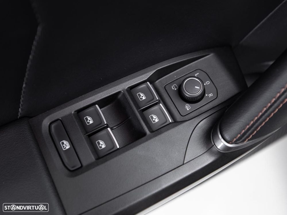 Cupra Formentor 1.4 e-Hybrid DSG - 14