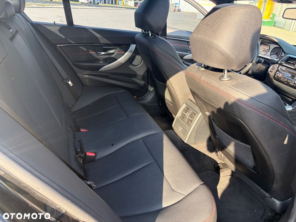 BMW Seria 3 330e iPerformance Sport Line - 21