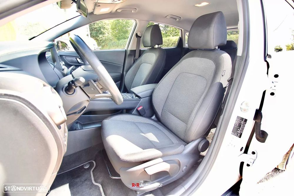 Hyundai Kauai 39 kWh Premium - 13