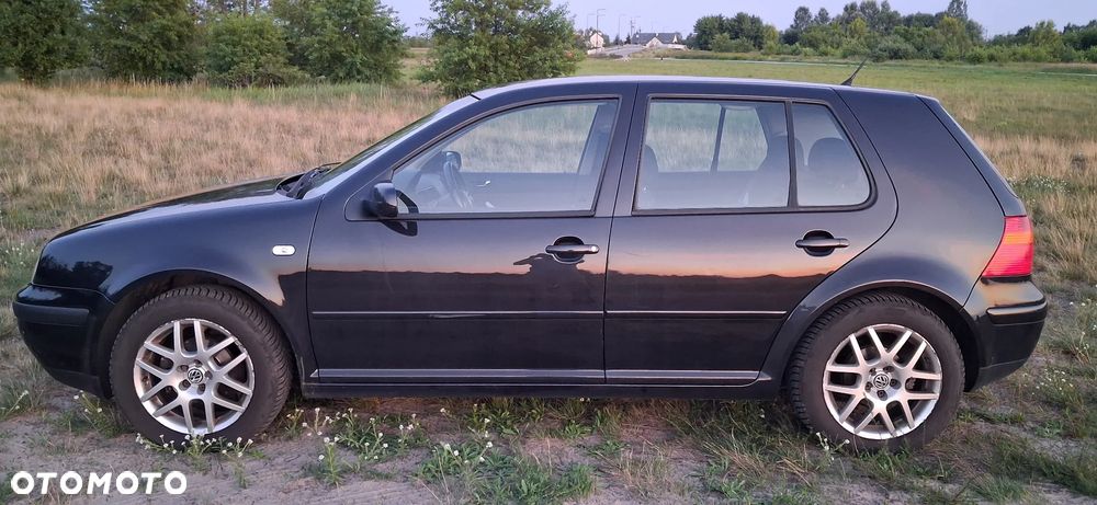 Volkswagen Golf 1.6 Basis - 3