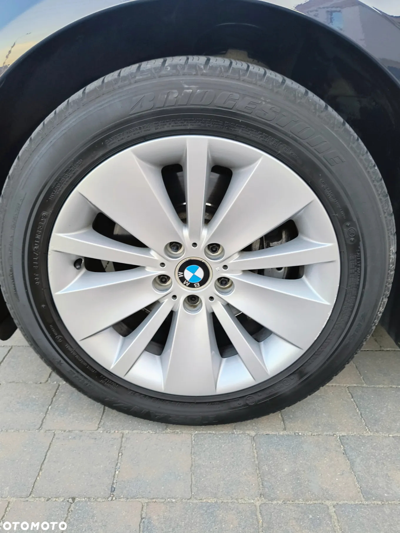 BMW Seria 7 740i - 8