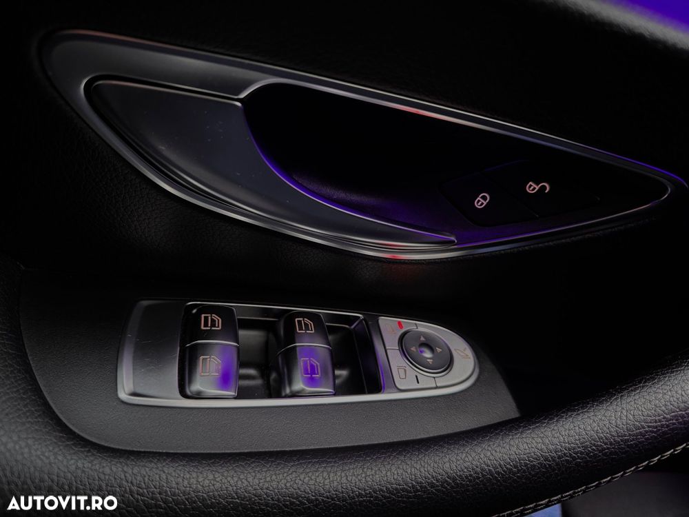 Mercedes-Benz E - 14