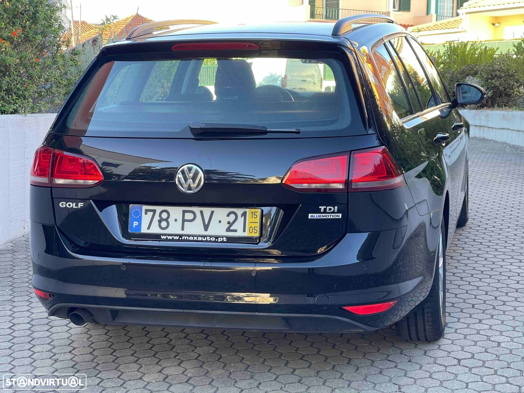 VW Golf Variant 1.6 TDi BlueMotion Confortline - 21