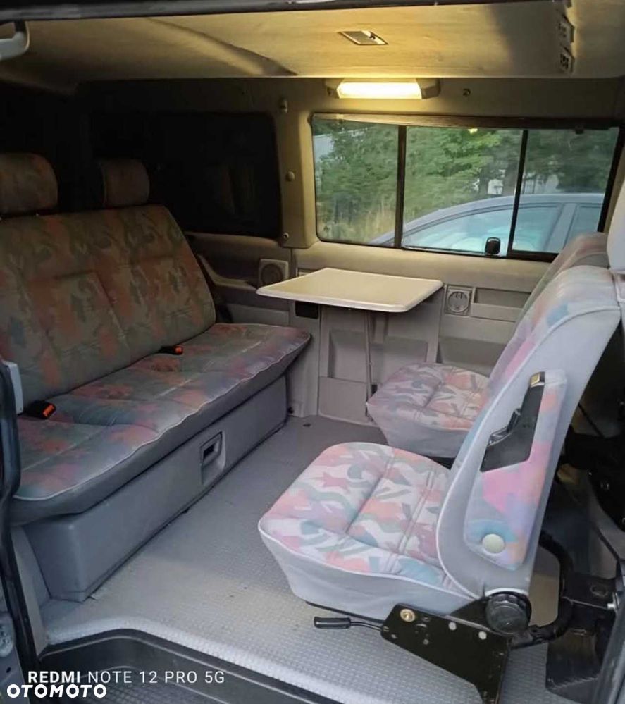 Volkswagen Multivan - 6