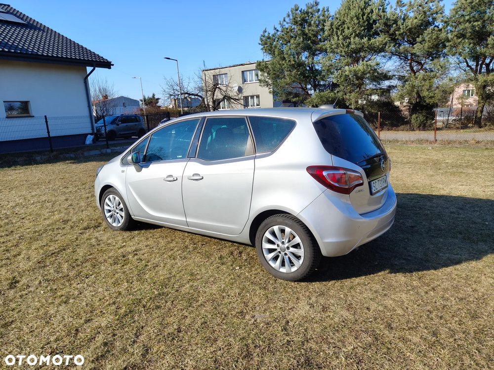 Opel Meriva 1.4 T Cosmo - 4