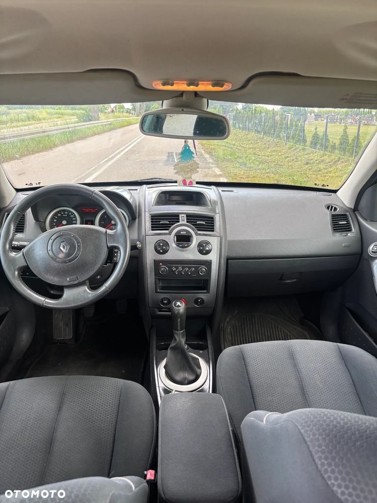 Renault Megane - 8