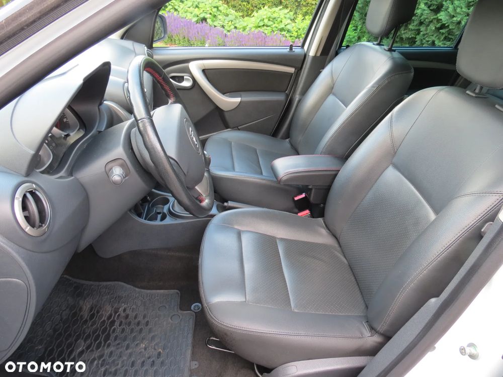 Dacia Duster 1.6 16V 105 4x2 Prestige - 29