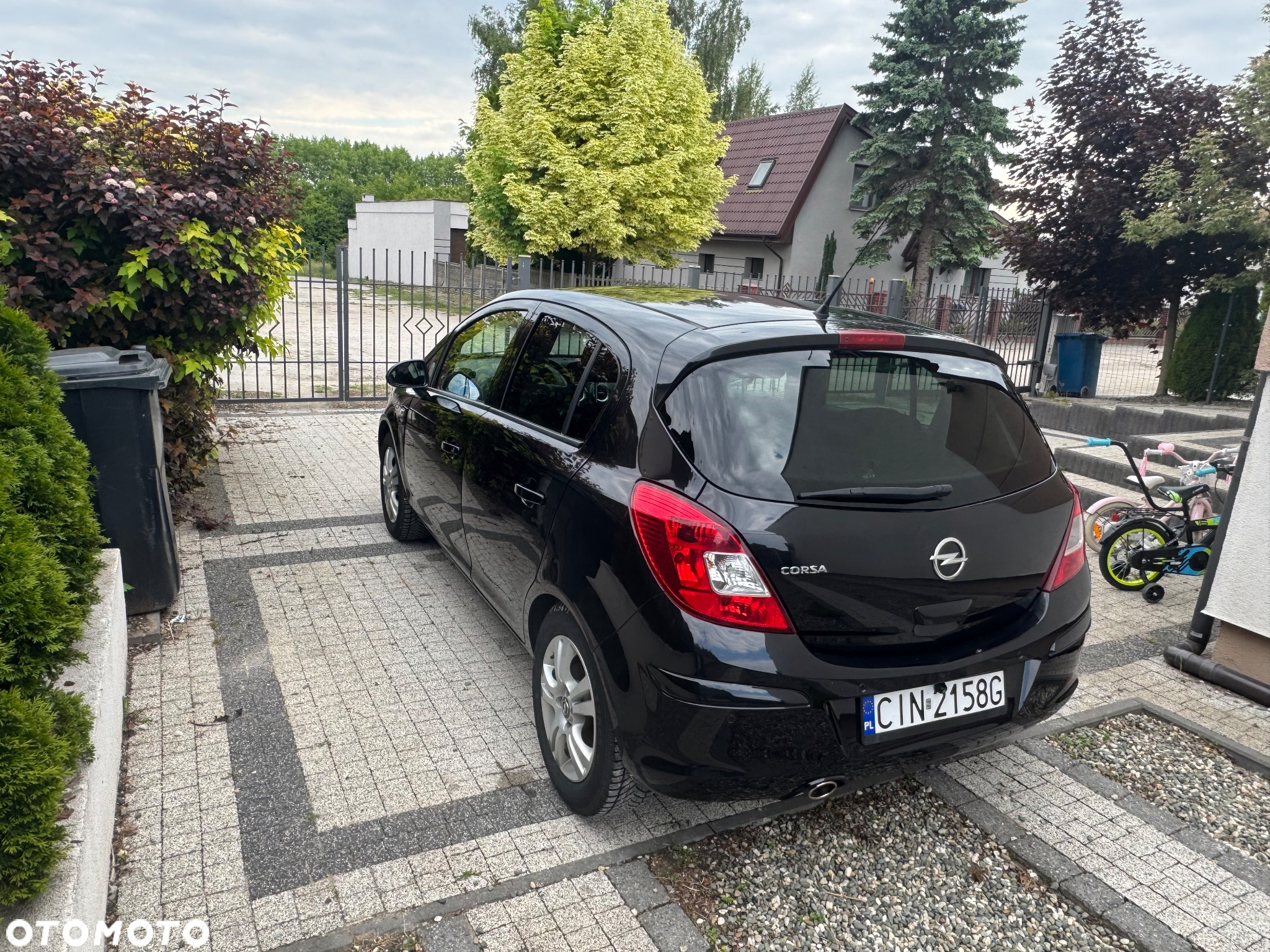 Opel Corsa 1.4 16V Satellite - 5