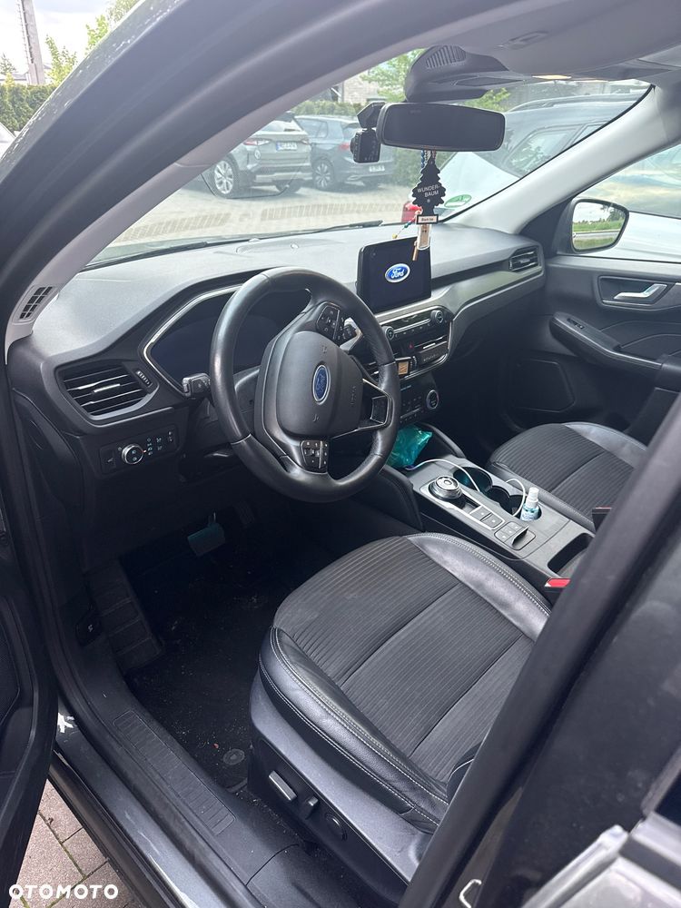 Ford Kuga 2.0 EcoBlue AWD Titanium - 3