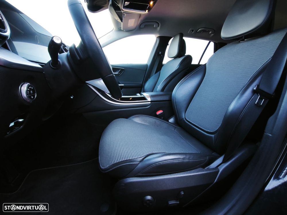 Mercedes-Benz C 220 d Avantgarde - 32