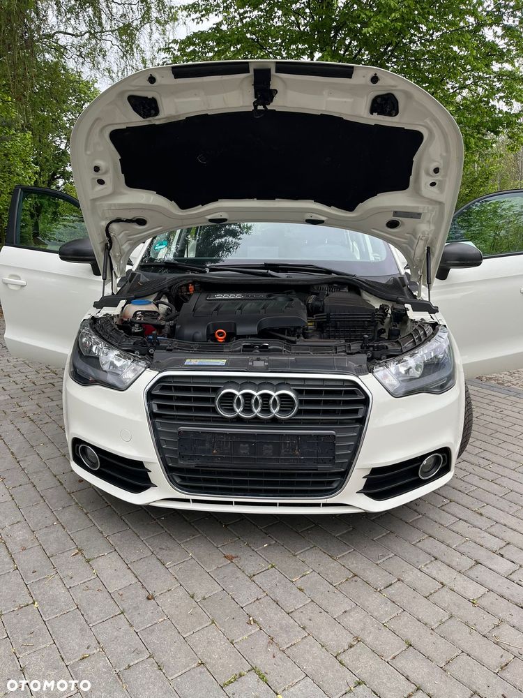 Audi A1 Sportback 1.6 TDI Ambition - 6