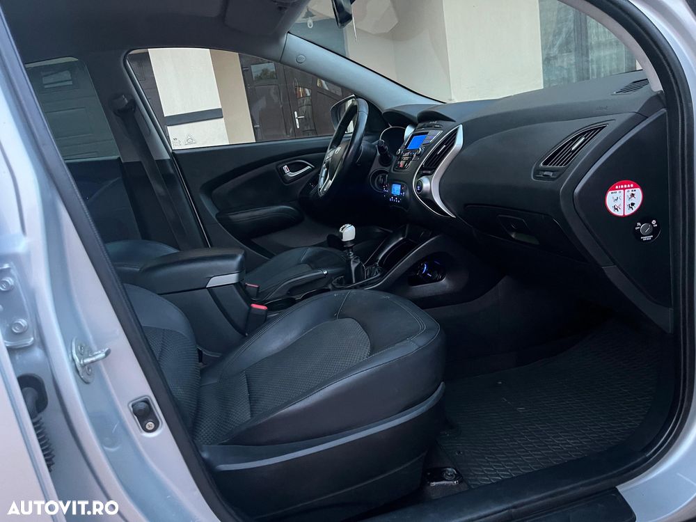 Hyundai ix35 1.7 CRDI 2WD GLS Style - 6
