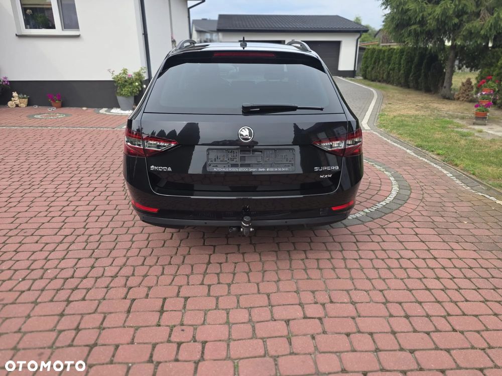 Skoda Superb 2.0 TDI 4x4 Premium Edition - 4