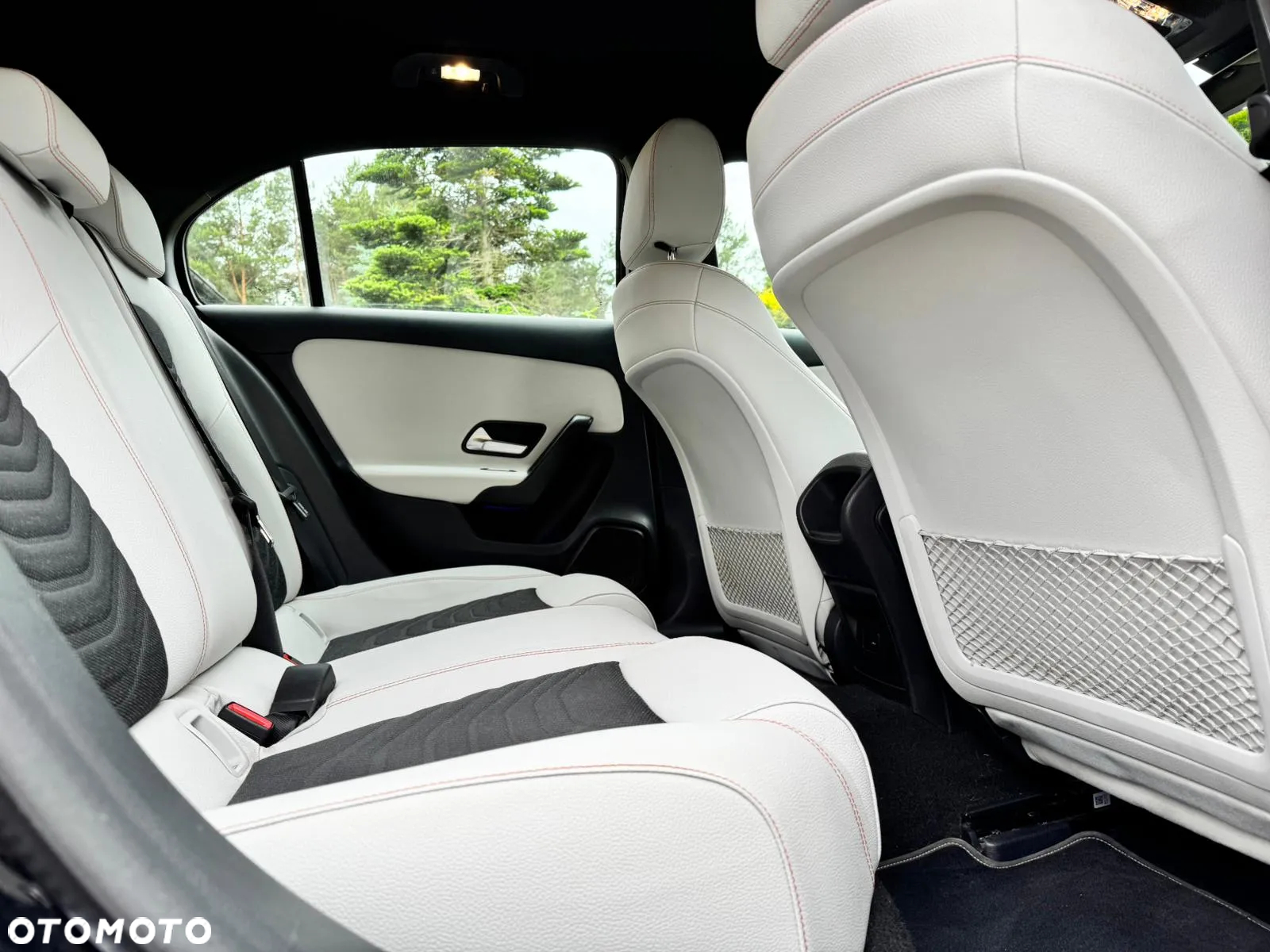 Mercedes-Benz Klasa A 250 4-Matic 7G-DCT - 25