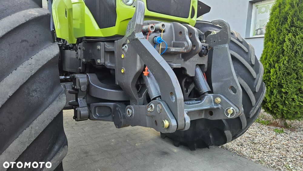 Claas Axion 830 - 17