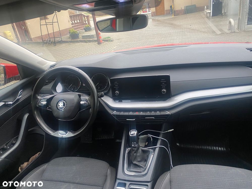 Skoda Octavia 1.5 TSI ACT Business - 10