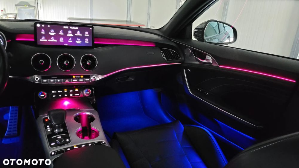 Kia Stinger 3.3 T-GDI AWD OPF GT - 28