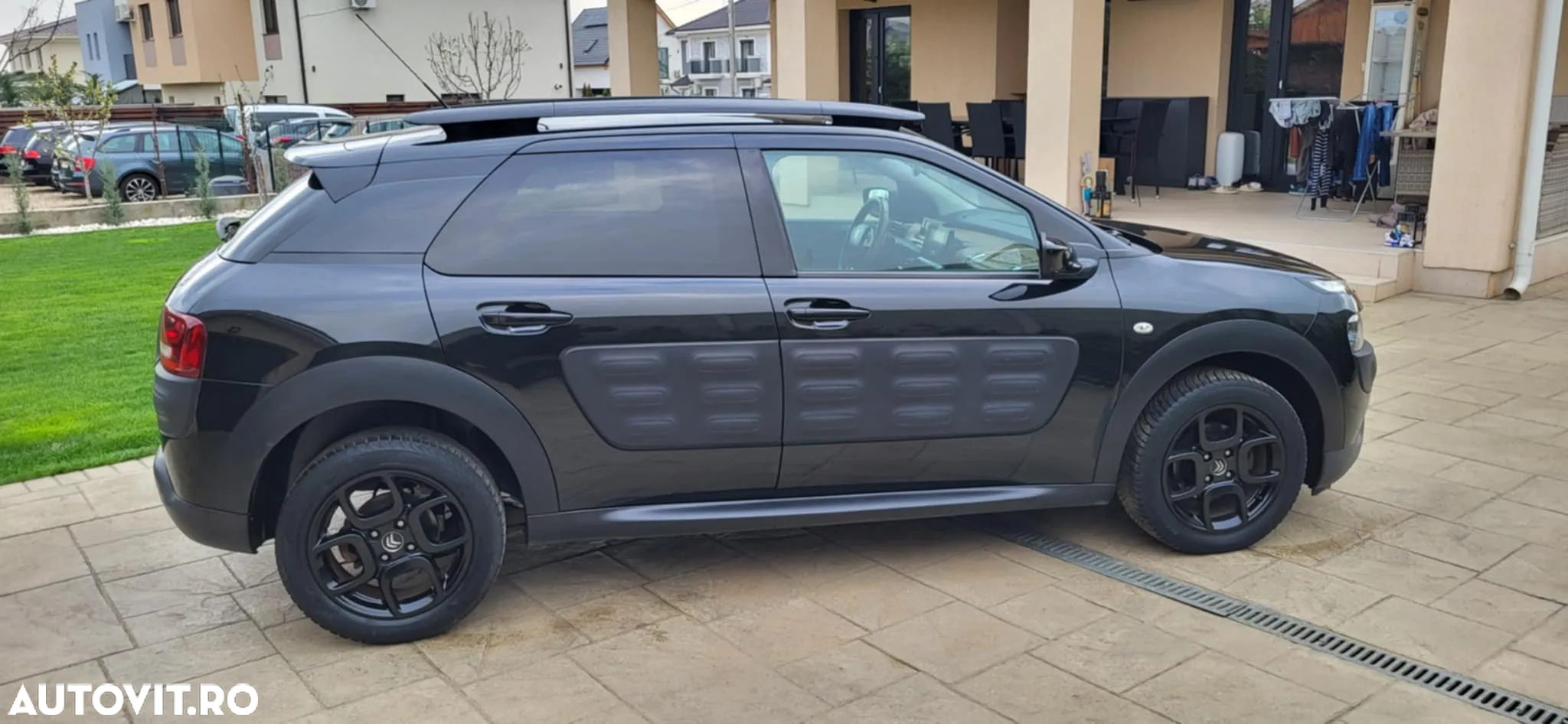Citroën C4 Cactus - 23