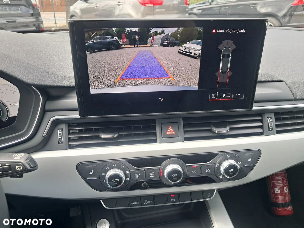 Audi A4 Avant 2.0 TDI ultra S tronic sport - 24