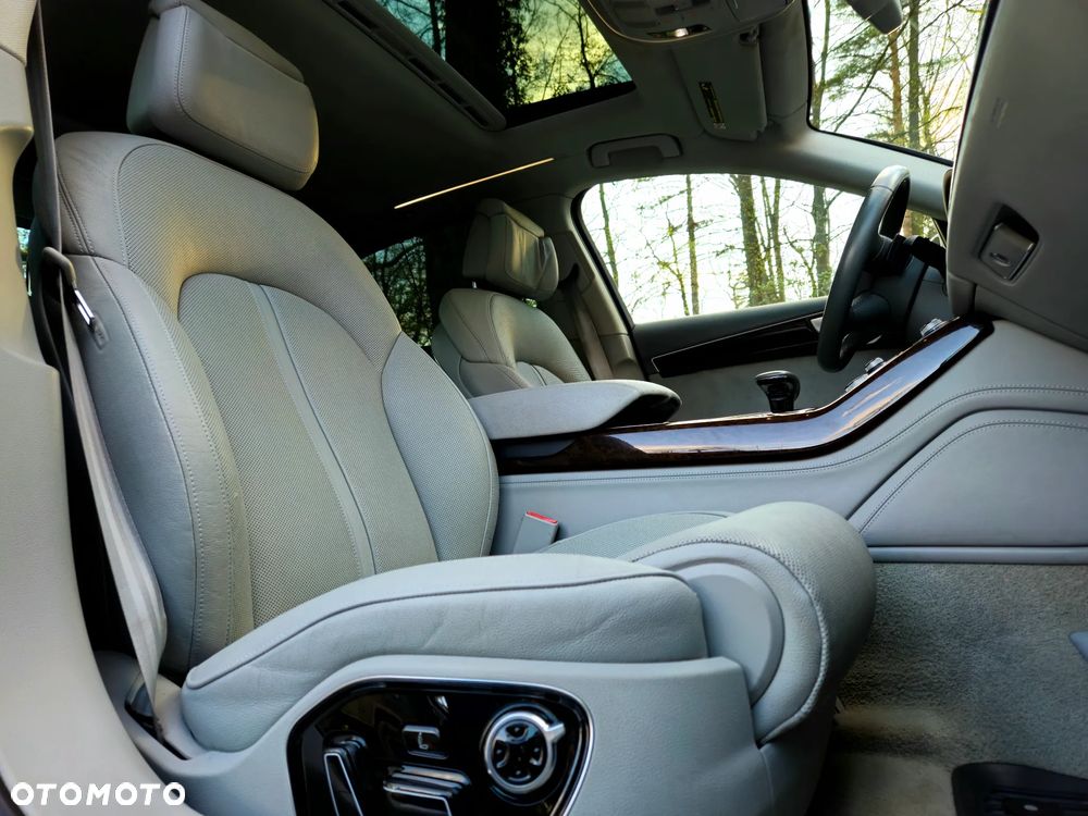 Audi A8 4.2 FSI L Quattro - 16