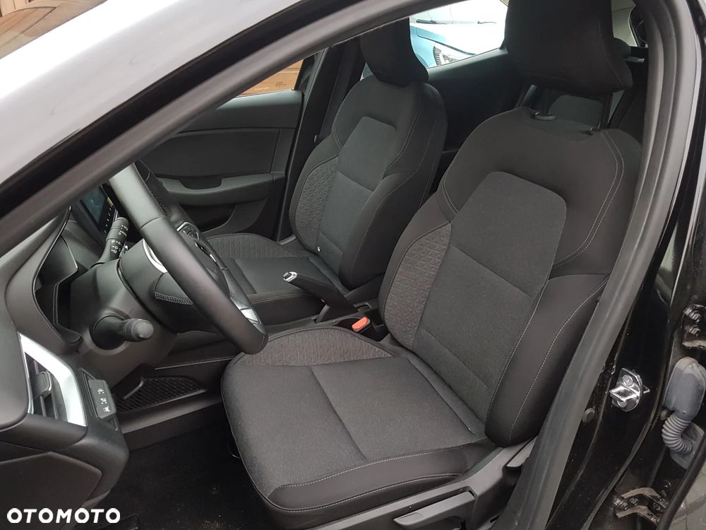 Renault Clio E-TECH 140 INTENS - 9