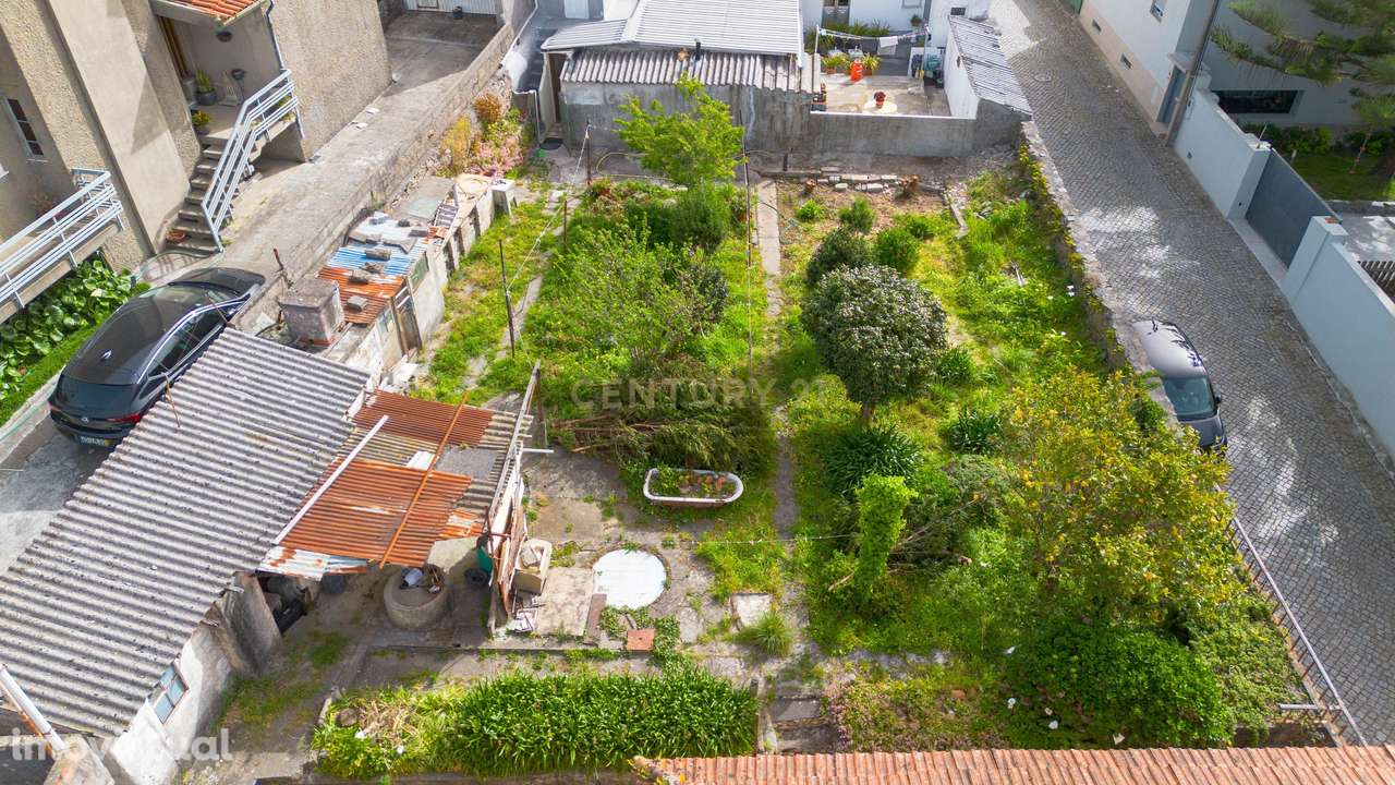 Terreno na Madalena com PIP em aprovação para 3 moradias novas. - Grande imagem: 4/27