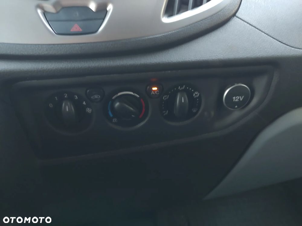 Ford transit - 15