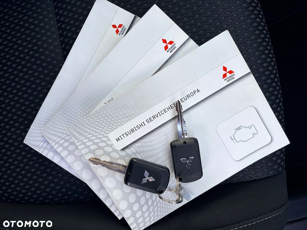 Mitsubishi Outlander 2.0 2WD Edition 100 - 19