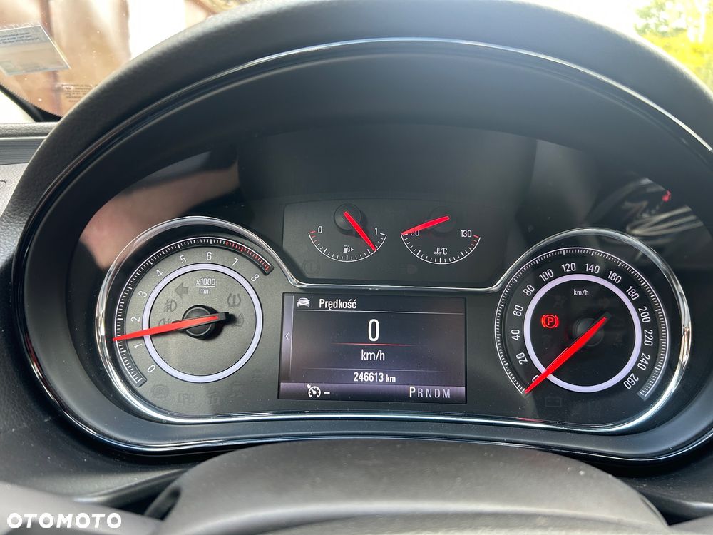 Opel Insignia 2.0 T Cosmo - 24