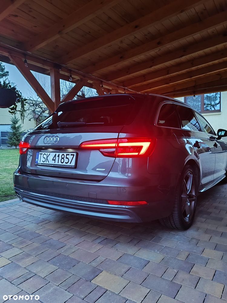 Audi A4 Avant 2.0 TDI ultra S tronic design - 31