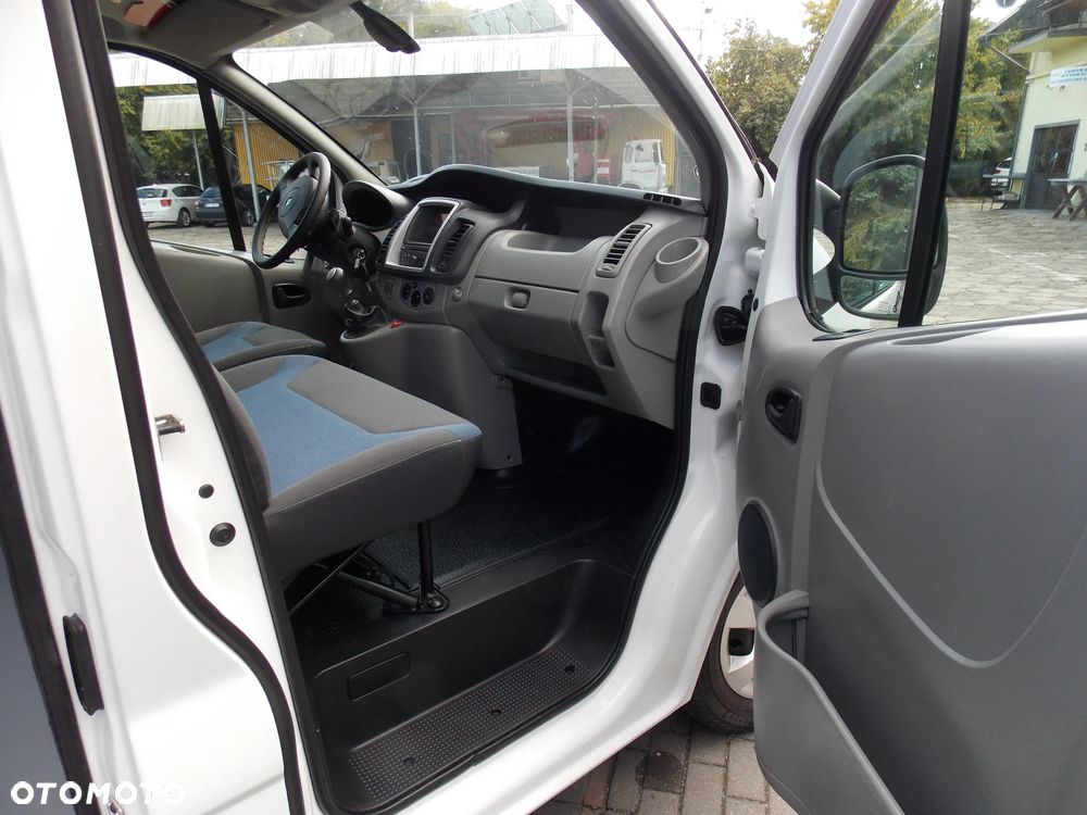 Renault Trafic - 20
