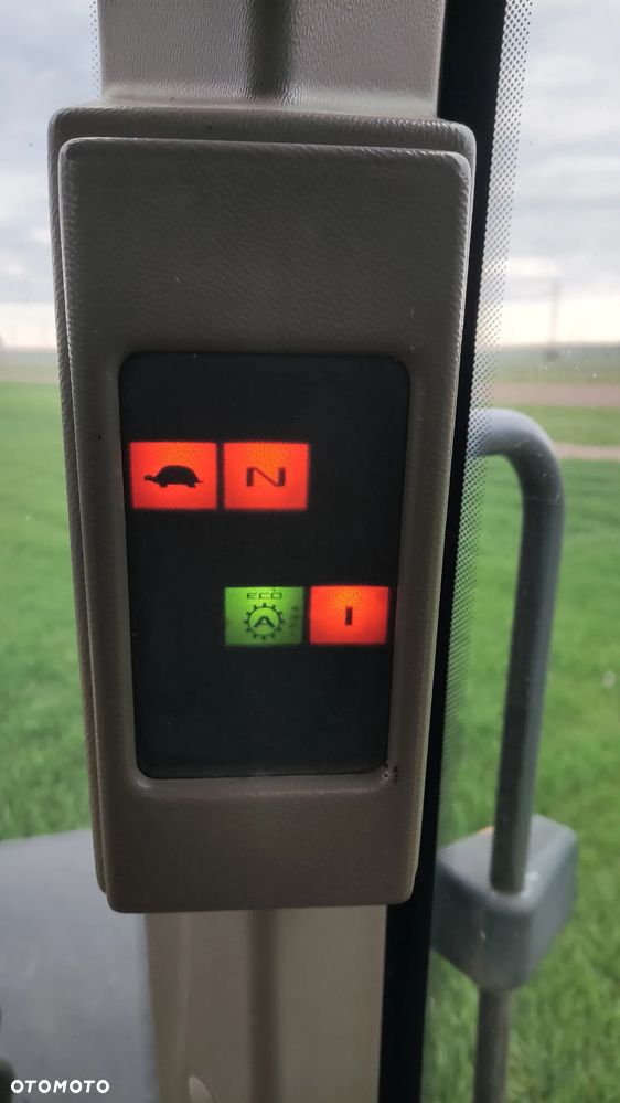 Renault ARES 656 RZ - 12