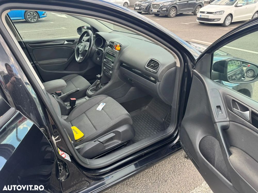 Volkswagen Golf - 13