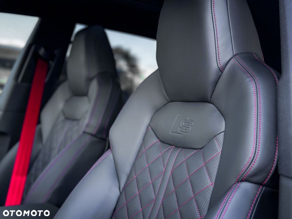 Audi Q8 - 22