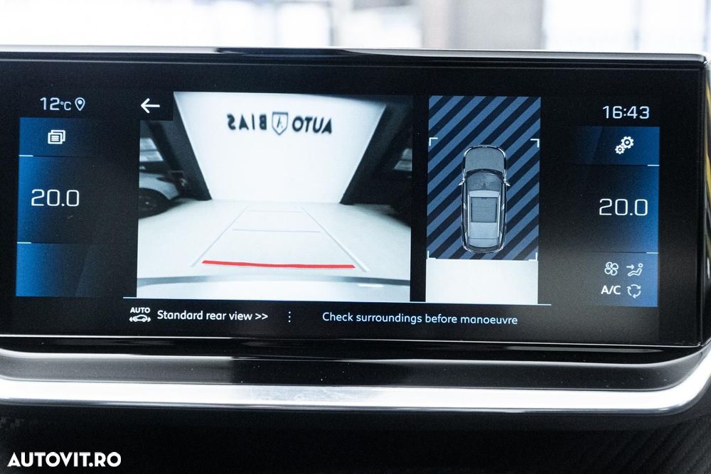 Peugeot 2008 PureTech 130 Allure Pack - 31