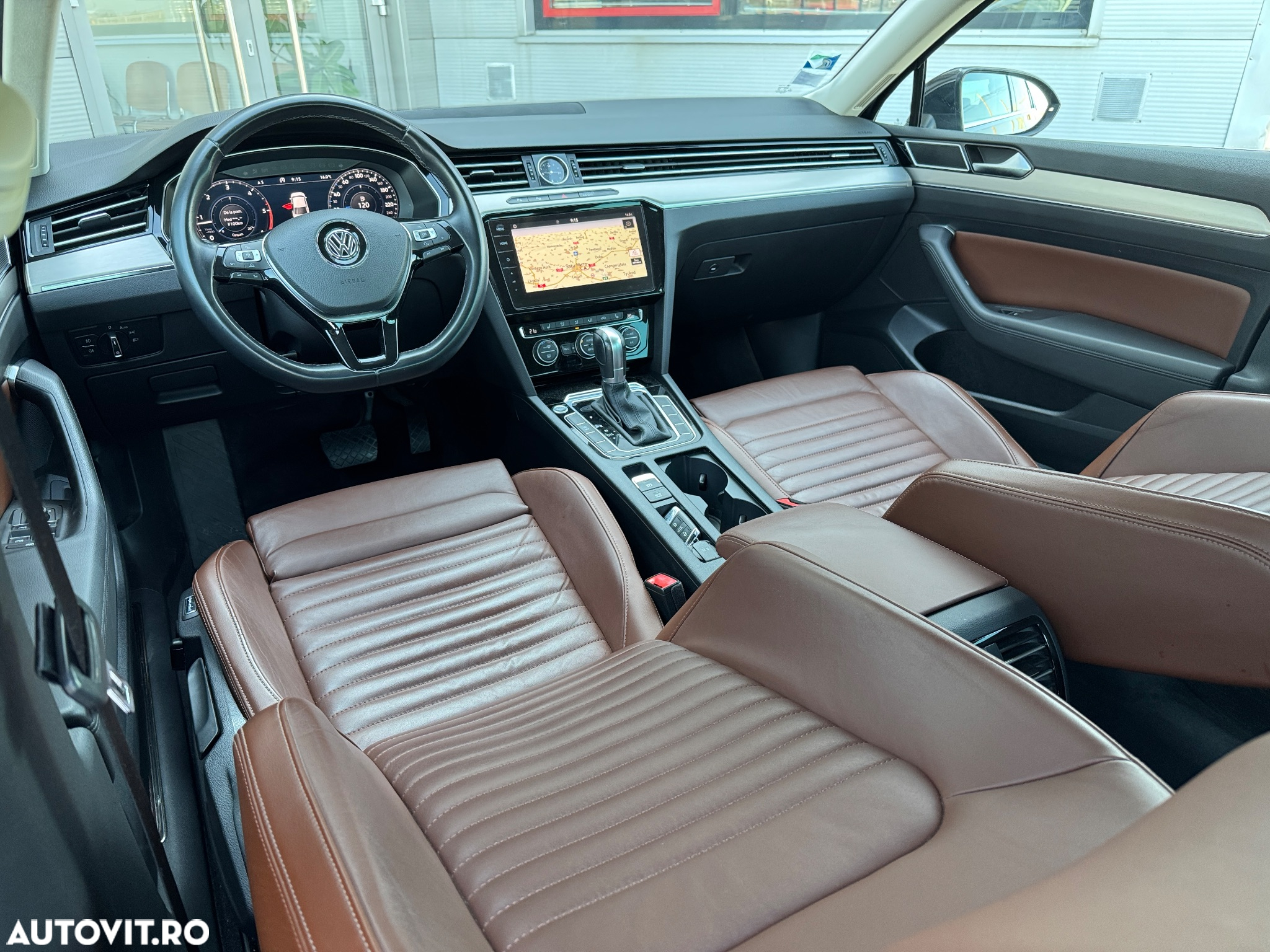 Volkswagen Passat 2.0 TDI DSG Highline - 8